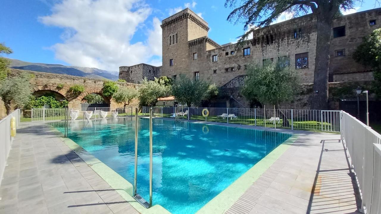 Parador De Харандила де ла Вера Екстериор снимка