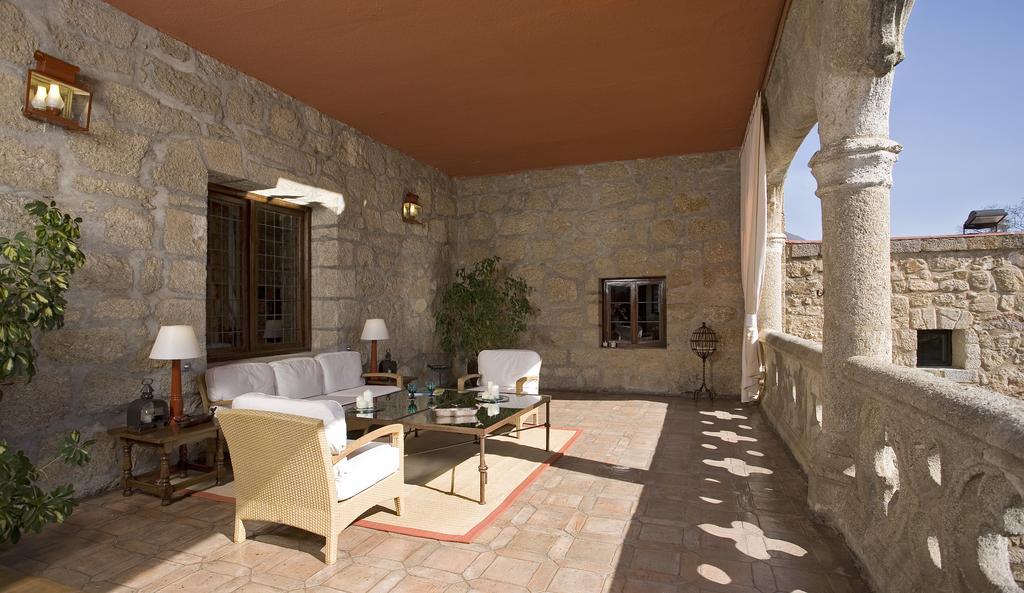 Parador De Харандила де ла Вера Екстериор снимка